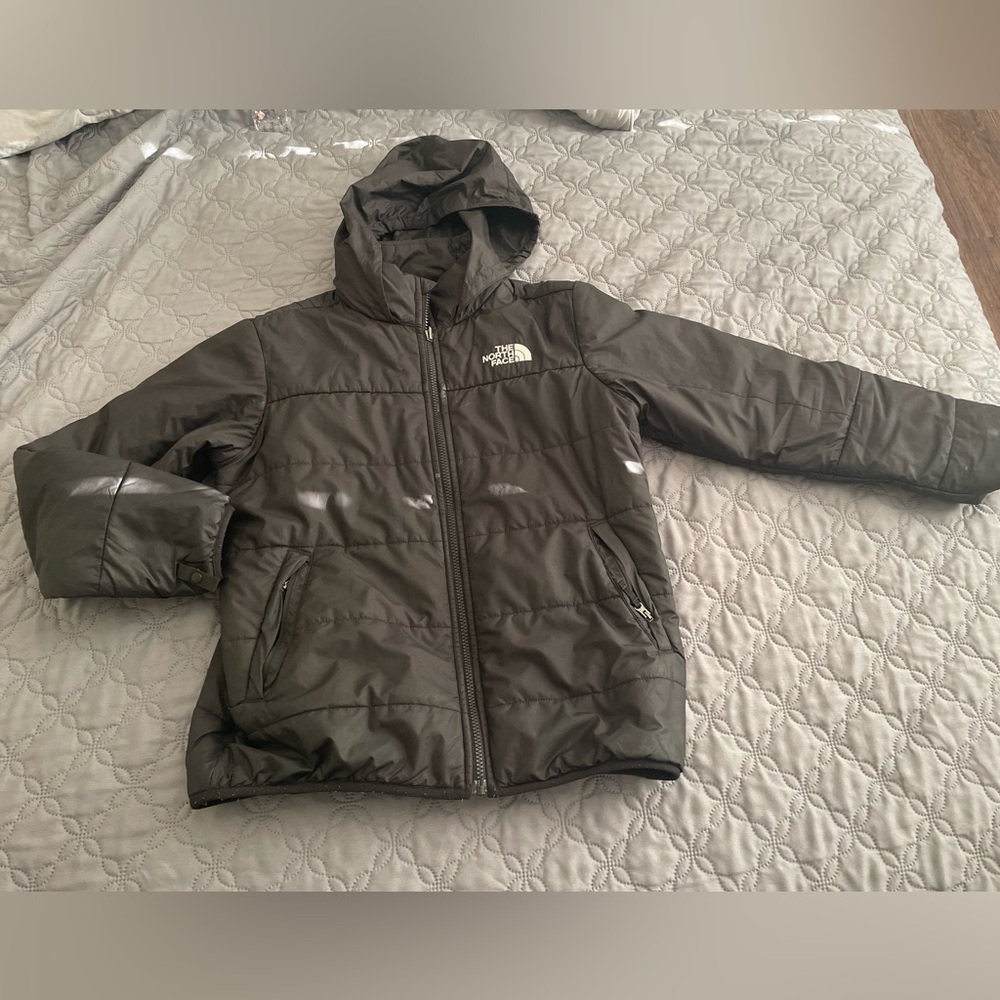 Boys Youth North Face puffer coat large 14-16
